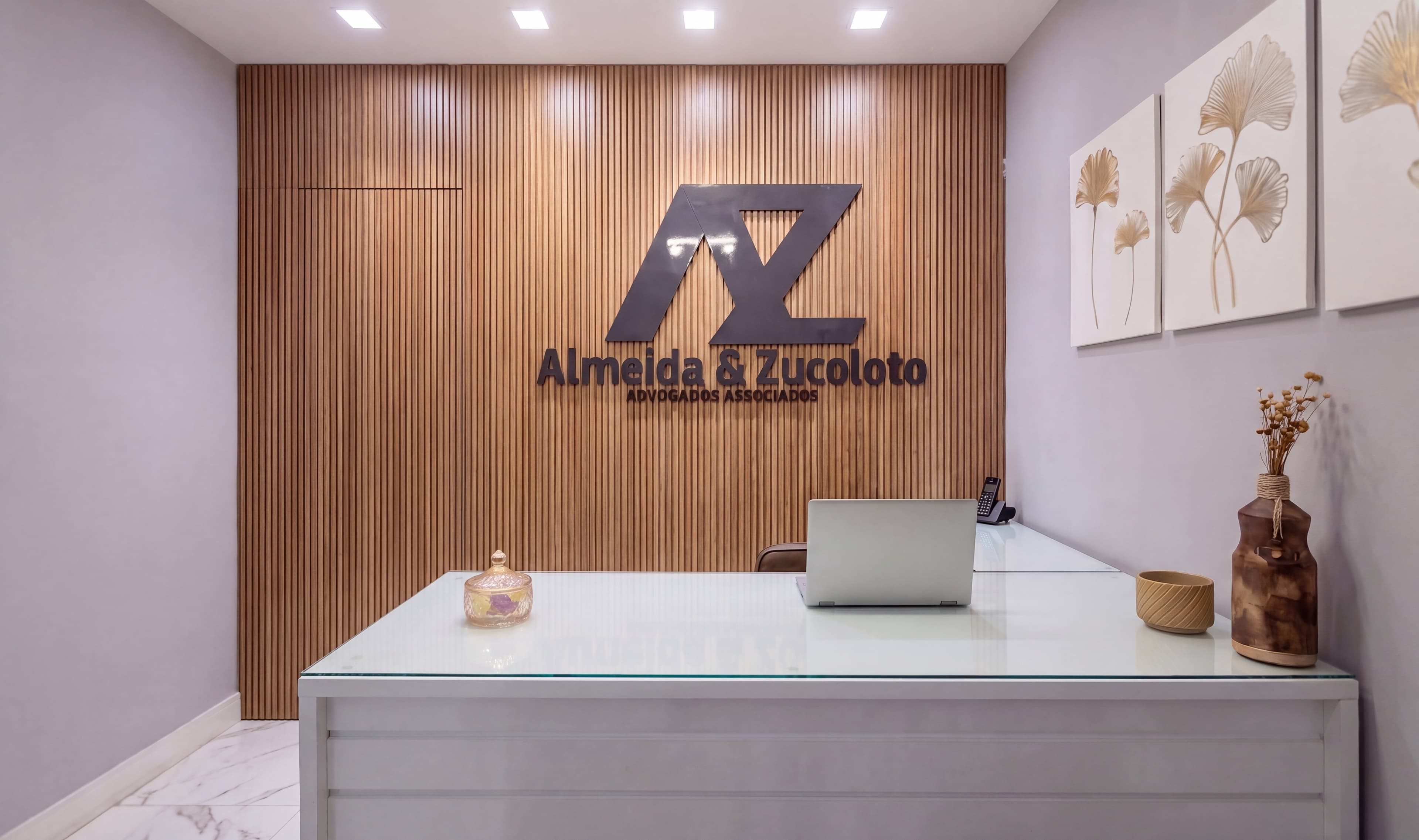 Detalhe ambiente escritório Almeida e Zucoloto